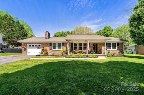 108 W Carson 10 St #10, Old Fort, NC 28762