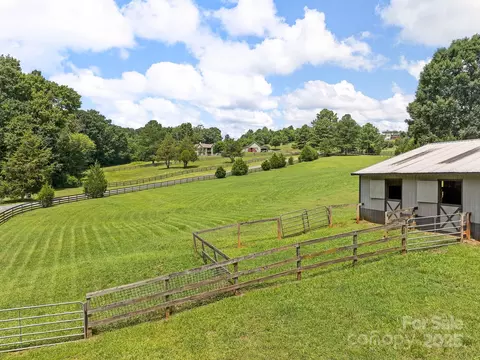 Exterior - 205 Arlys Ln, Tryon, NC 28782 photo 12 of 12