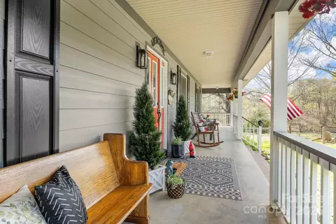 Exterior - 205 Arlys Ln, Tryon, NC 28782 photo 4 of 12