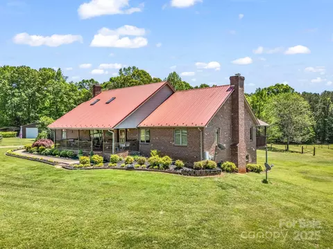 2251 Old Applewood 9 Ln #9, Iron Station, NC 28080