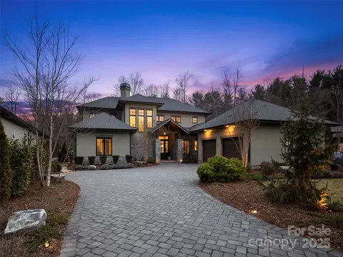 16 Whispering Bells Ct, Arden, NC 28704