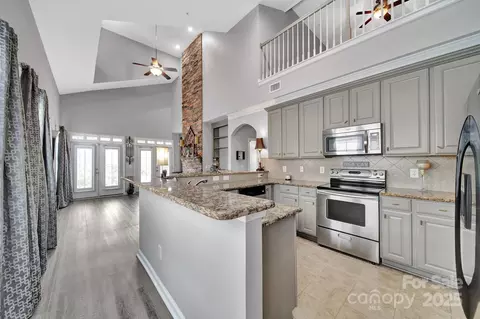 314 Wave Crest Dr, Tega Cay, SC 29708 photo 5
