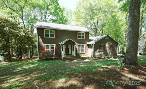 1174 Orchard Dr, Fort Mill, SC 29715