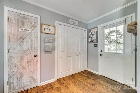 Entry Way - 1938 Hickory Dr, Lancaster, SC 29720 photo 3 of 3