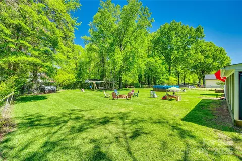 Exterior - 1938 Hickory Dr, Lancaster, SC 29720 photo 7 of 8