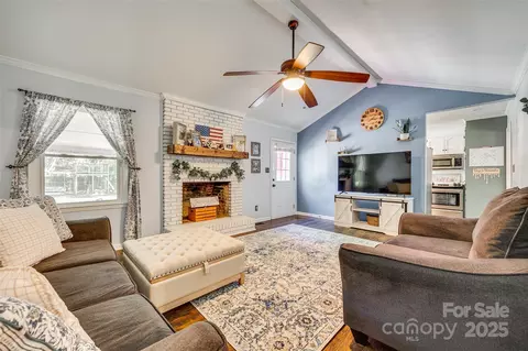Living - 1938 Hickory Dr, Lancaster, SC 29720 photo 1 of 1
