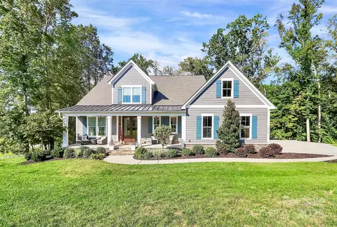 3915 Chevlot Hills Rd, Sherrills Ford, NC 28673