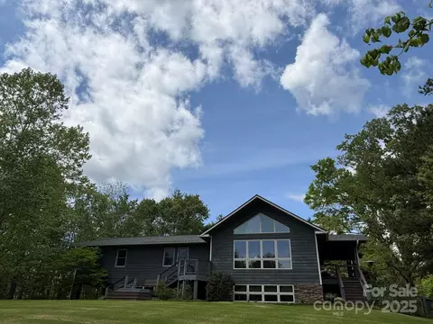 718 Lower Flat Creek Rd, Alexander, NC 28701 photo 2
