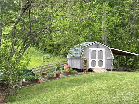718 Lower Flat Creek Rd, Alexander, NC 28701 photo 10