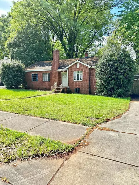 3507 Rogers St, Charlotte, NC 28208