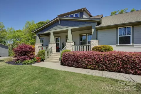 1306 Kings Bottom Dr, Fort Mill, SC 29715