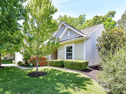 4143 Tullock Creek Dr, Charlotte, NC 28269