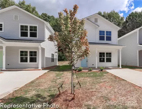 556 Ridge Ave, Mooresville, NC 28115