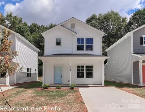 558 Ridge Ave, Mooresville, NC 28115