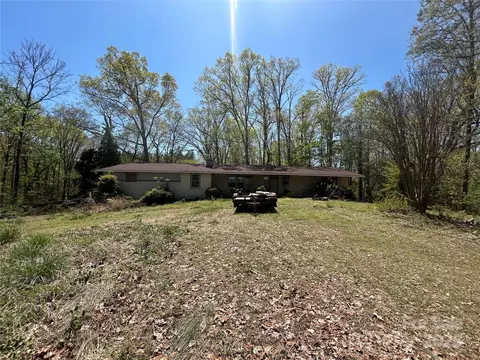 10625 Cool Springs Rd, Woodleaf, NC 27054