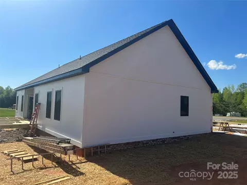 169 Hickory Grove Rd, Harmony, NC 28634 photo 9