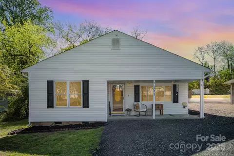 833 Old Charlotte Sw Rd SW, Concord, NC 28027