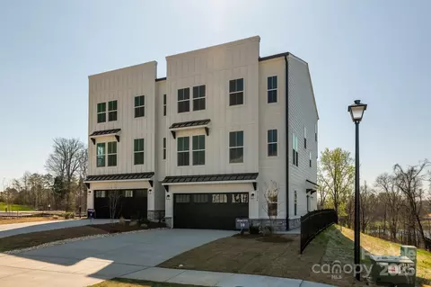 2124 Barrowcliffe Nw Dr NW, Concord, NC 28027