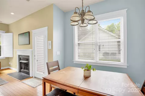 Dining - 140 Parkview St, Davidson, NC 28036 photo 3 of 4