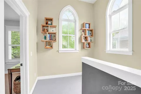 Entry Way - 140 Parkview St, Davidson, NC 28036 photo 1 of 1