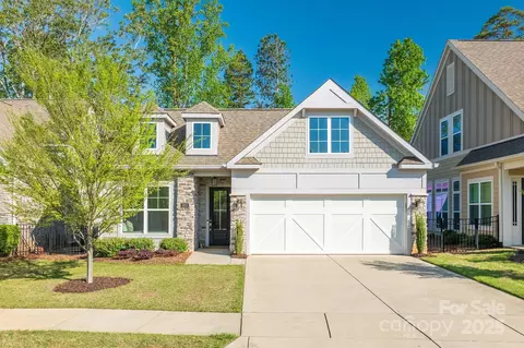3012 Laney Pond Rd, Matthews, NC 28104