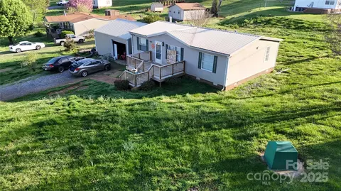 3379 Appletree Ct, Vale, NC 28168