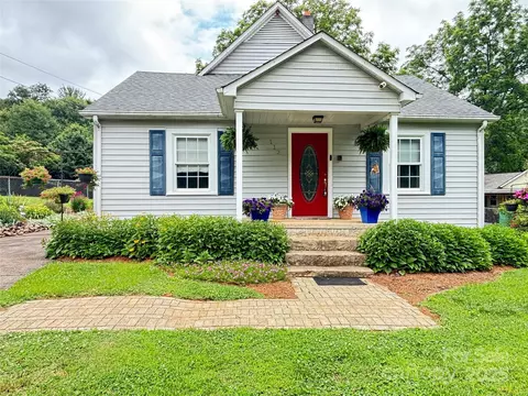 112 11th Ne St NE, Hildebran, NC 28637