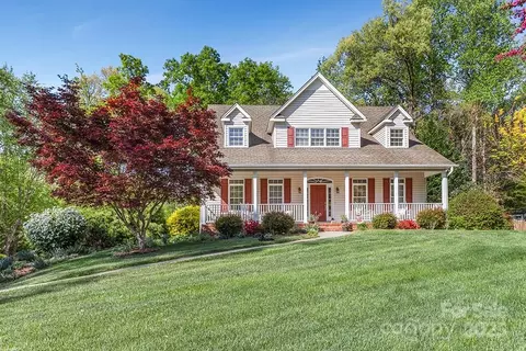 137 Alexandria Ct, Advance, NC 27006