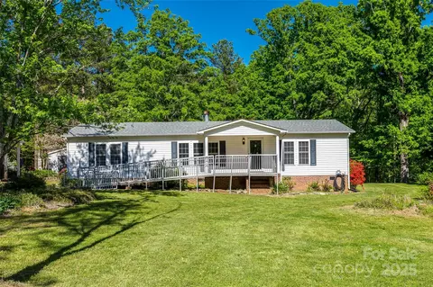 1060 Sierra Rd, York, SC 29745