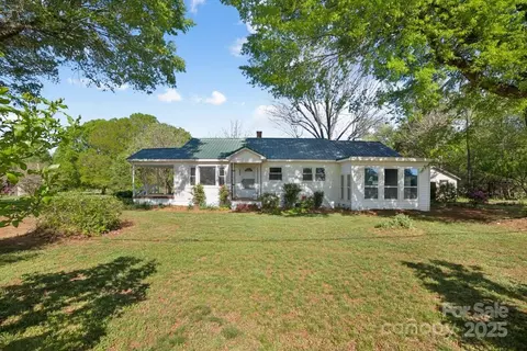 2679 Providence Mill Rd, Maiden, NC 28650