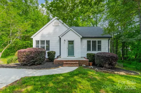 2646 Jacobs Rd, Gastonia, NC 28054