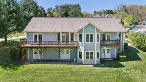 16 Devonshire Dr, Mills River, NC 28759 photo 7