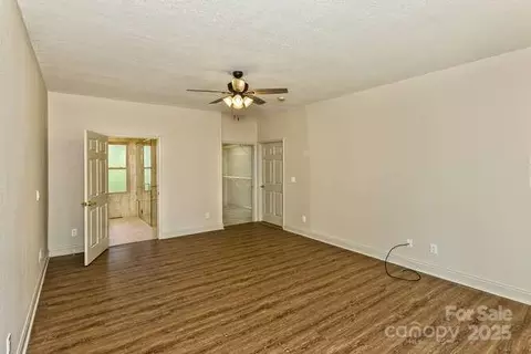 16 Devonshire Dr, Mills River, NC 28759 photo 22