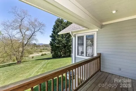 16 Devonshire Dr, Mills River, NC 28759 photo 21
