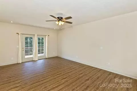 16 Devonshire Dr, Mills River, NC 28759 photo 23