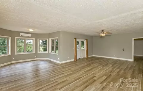16 Devonshire Dr, Mills River, NC 28759 photo 36