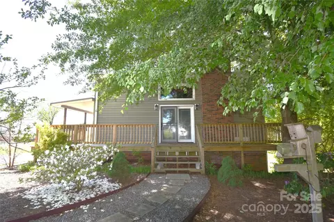 5769 Birch St, Conover, NC 28613 photo 3