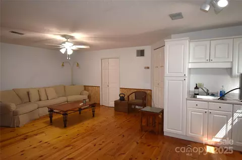 5769 Birch St, Conover, NC 28613 photo 30