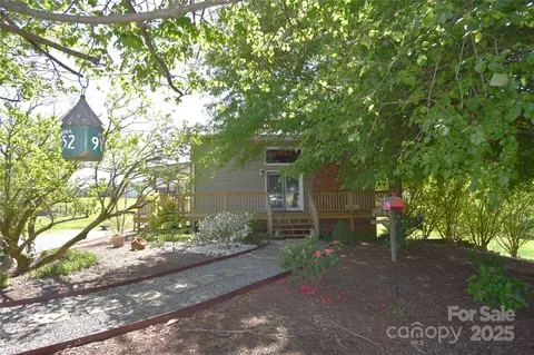 5769 Birch St, Conover, NC 28613 photo 45