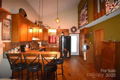 5769 Birch St, Conover, NC 28613 photo 11