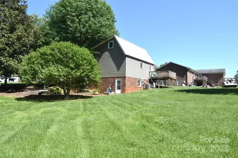 5769 Birch St, Conover, NC 28613 photo 6
