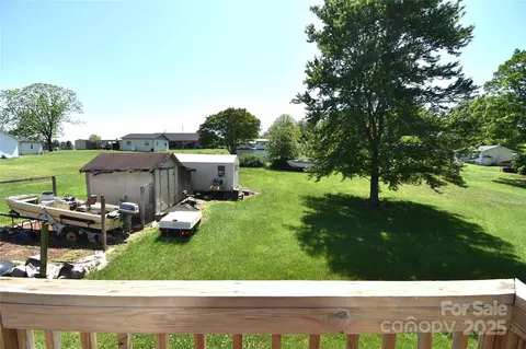 5769 Birch St, Conover, NC 28613 photo 42
