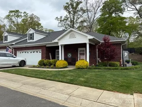 227 Crystal Springs Ln, Shelby, NC 28150