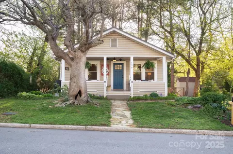 130 Hudson St, Asheville, NC 28806