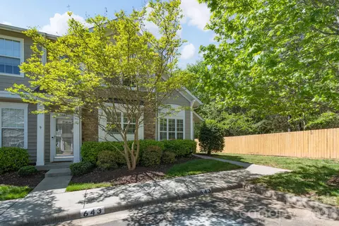 643 Brickdust Ct, Fort Mill, SC 29708