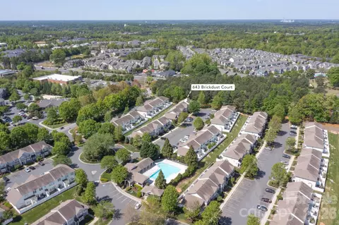 View/Area - 643 Brickdust Ct, Fort Mill, SC 29708 photo 2 of 3