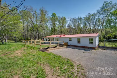 3114 Bostic Sunshine Hwy, Bostic, NC 28018