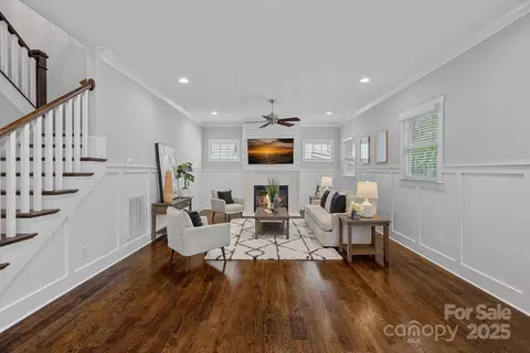 Living - 911 Naples Dr, Davidson, NC 28036 photo 1 of 3