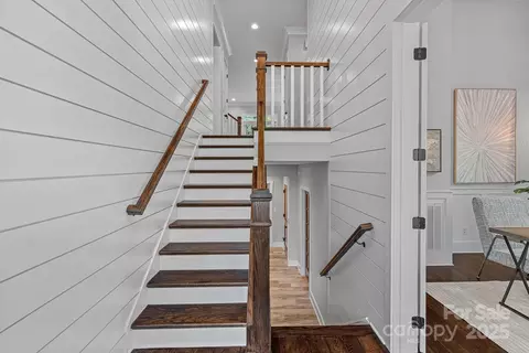 Entry Way - 911 Naples Dr, Davidson, NC 28036 photo 1 of 5