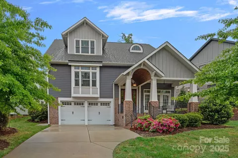 Exterior - 911 Naples Dr, Davidson, NC 28036 photo 1 of 3